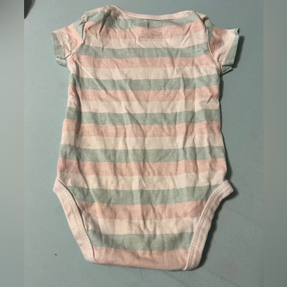 Baby girl PUMA onesies —set of four— - Picture 13 of 13